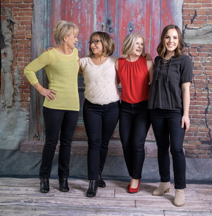 shortgrl1's tweet photo. Pssst... make sure to tell all your shortgirl friends that we're still running our biggest sale EVER! Get $100 + 26% off our premium jeans with the code 1YEAR at checkout.

Shop today at https://t.co/VepV8nckTI https://t.co/7KVTzpD65U