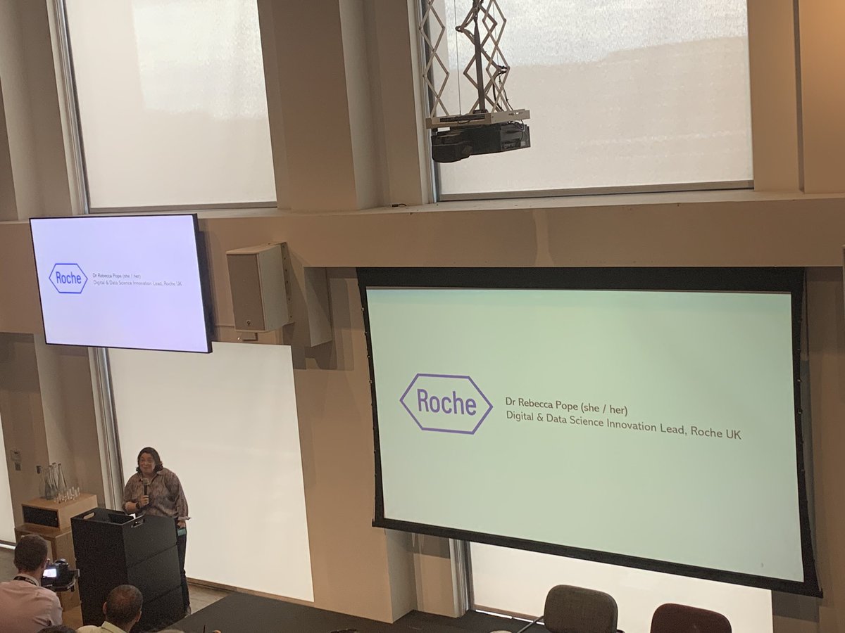 GenMedX's tweet photo. Amazing to network with inspiring individuals and friends at tonight’s @NHS_CEP PitStop @havaslynx in #London tonight

Fantastic speakers as always: @AshMedishout @MediShout, Dr Rebecca Pope from @Roche, @CognissHQ and @V_Bainton https://t.co/Cxu1YwJ939
