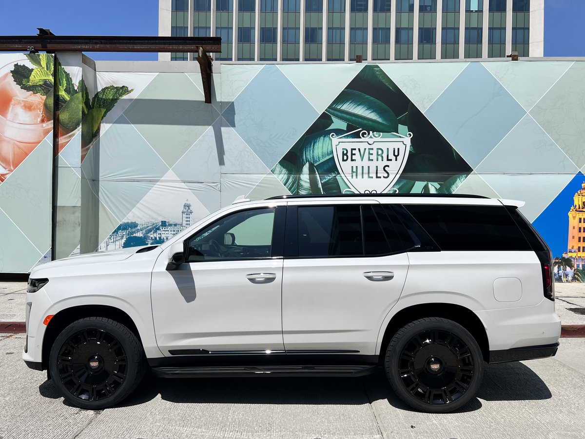 STRUT__LIFE's tweet image. Infused with subtle hints of boldness, it's all about fine detailing and sophistication. 💛🌟

🌐 strutlife.com
📲 949-390-5189

#STRUT #STRUTcollection #STRUTlife #STRUTgrille #innovation #autodesign #escalade