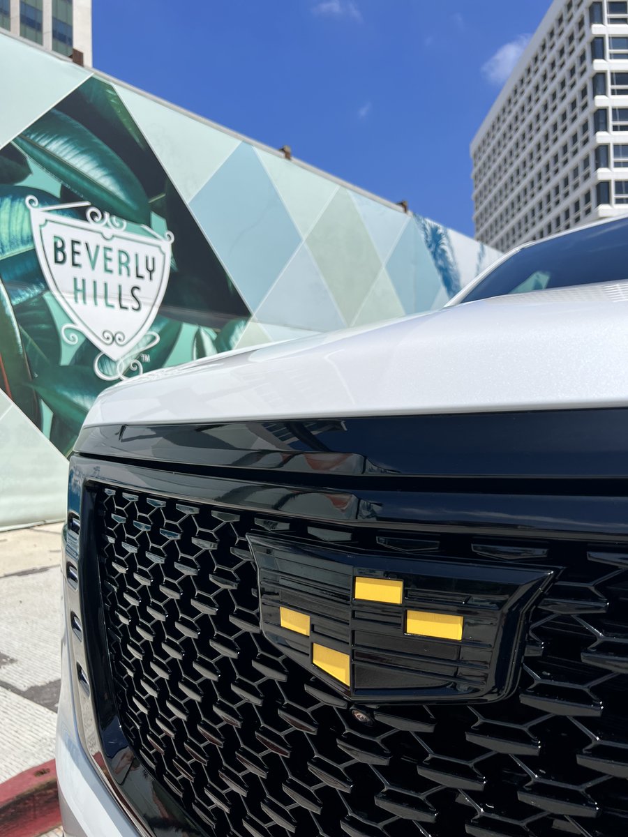 STRUT__LIFE's tweet image. Infused with subtle hints of boldness, it's all about fine detailing and sophistication. 💛🌟

🌐 strutlife.com
📲 949-390-5189

#STRUT #STRUTcollection #STRUTlife #STRUTgrille #innovation #autodesign #escalade