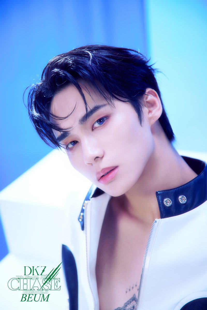 лиллиомм 💜 tweet media