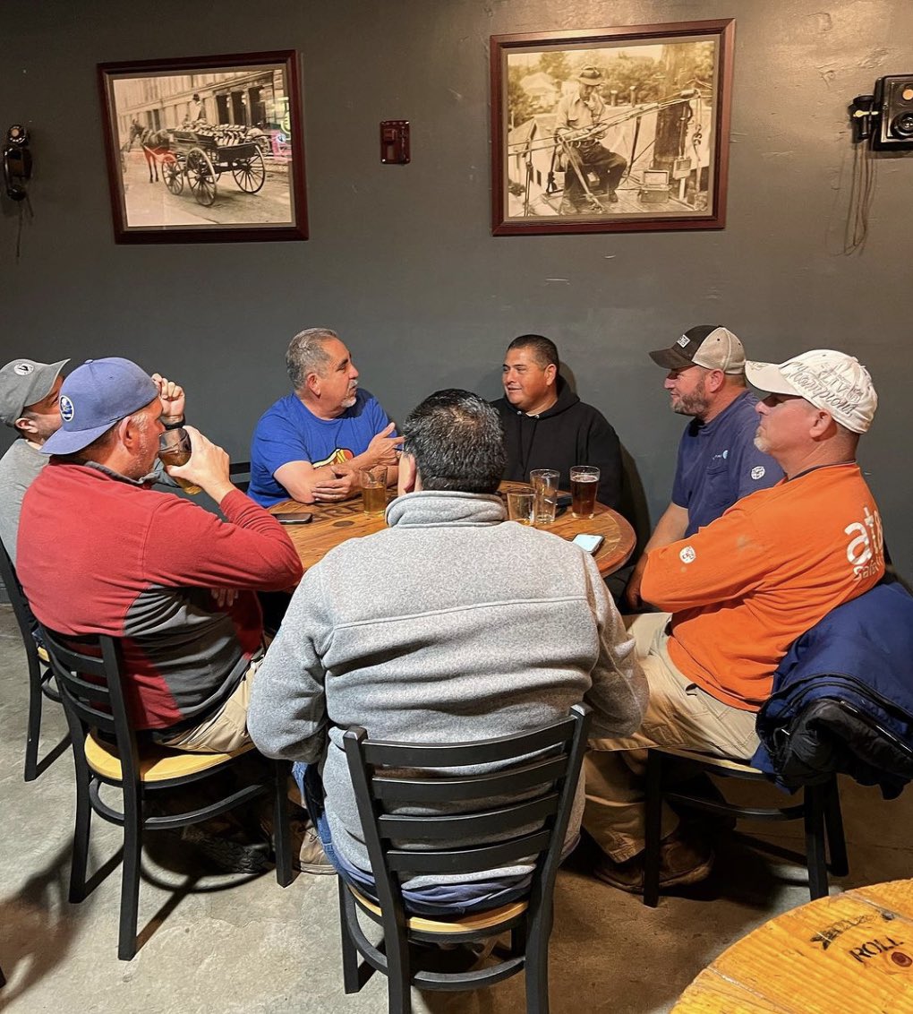 TelcoBrewery's tweet photo. After a long day at work all you need is a drink with friends. @telcobrewery opens at 3:00 pm Weds-Thurs.  Food: @hijodesuchiofficial https://t.co/LCAImqeJTe
