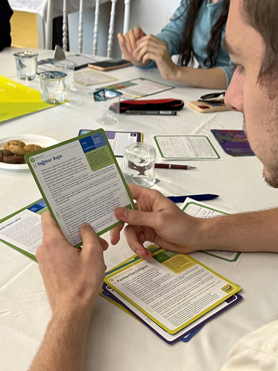 HEYigi's tweet image. HEY! Imaginable Guidelines ekibi olarak 4 Temmuz Salı günü İstanbul Planlama Ajansı&apos;ndaydık. Son etkinliğimizde katılımcılarımızla birlikte Maltepe Meydanı üzerine keyifli bir atölye geçirdik. Bir sonraki etkinlik için takipte kalın! 
#ParticipatoryDesign #UrbanIssues #cardgames