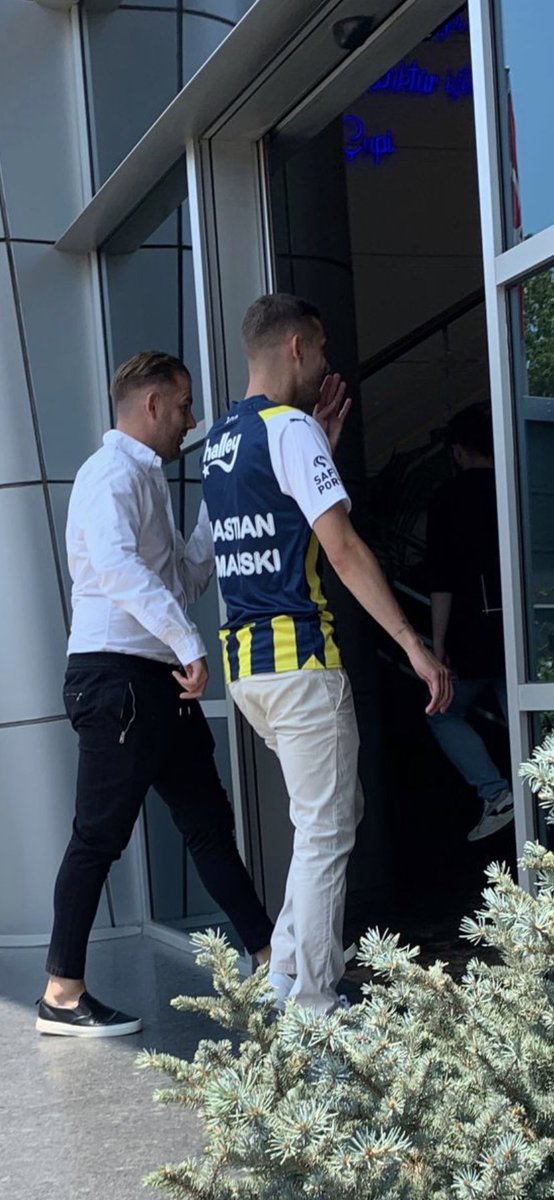 pivotdokuz's tweet photo. O GELİYOR https://t.co/xGUihJW7aI