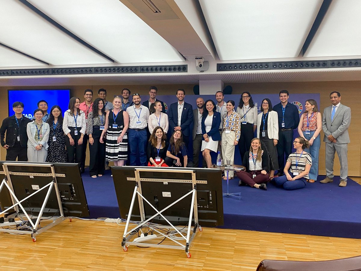 ThinkWithChris's tweet photo. A week to remember: delivering a Live-Stream Innovation Keynote at The United Nations in Rome 🇮🇹🏛️

Feeling grateful for the true honor and pleasure to feature  at @IFAD 

Special thanks to @GladysHmorales, @AndreaGeremicca and the fantastic organizing committee

#innovation https://t.co/8ehzDP8eDr