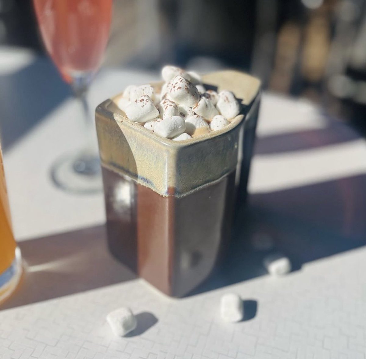 TheSquareCafe's tweet photo. Here’s to our weekly beverage specials! Available until July 17. 

☕️S’mores Latte
🍯Honey Peach Matcha
💫Cosmosa
🍑Peach-Berry Lemonade Cooler
(non-alcoholic) https://t.co/L0EXLMv4CJ