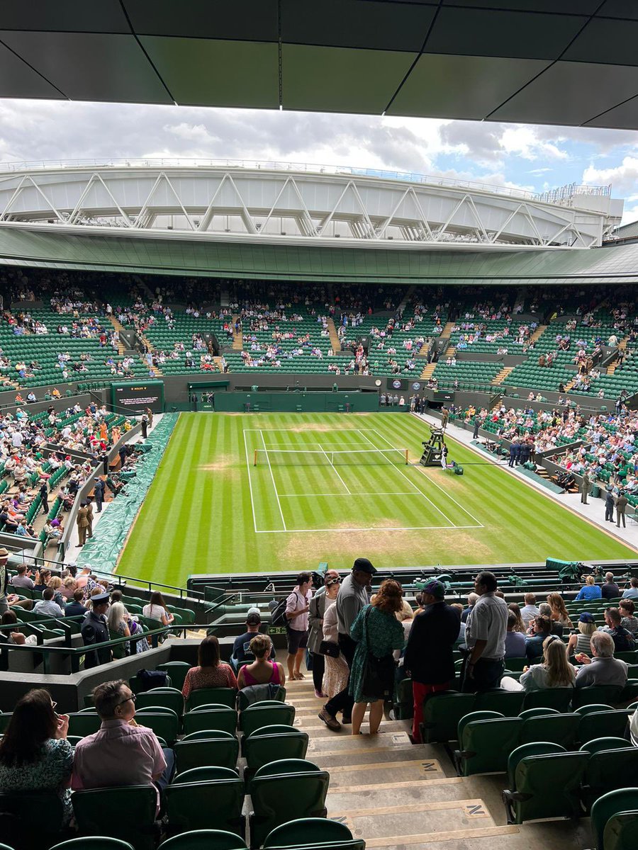 Wimbledon men’s and women’s quarter final matches about to start! Everyone is very much looking forward to the match, a fantastic atmosphere.