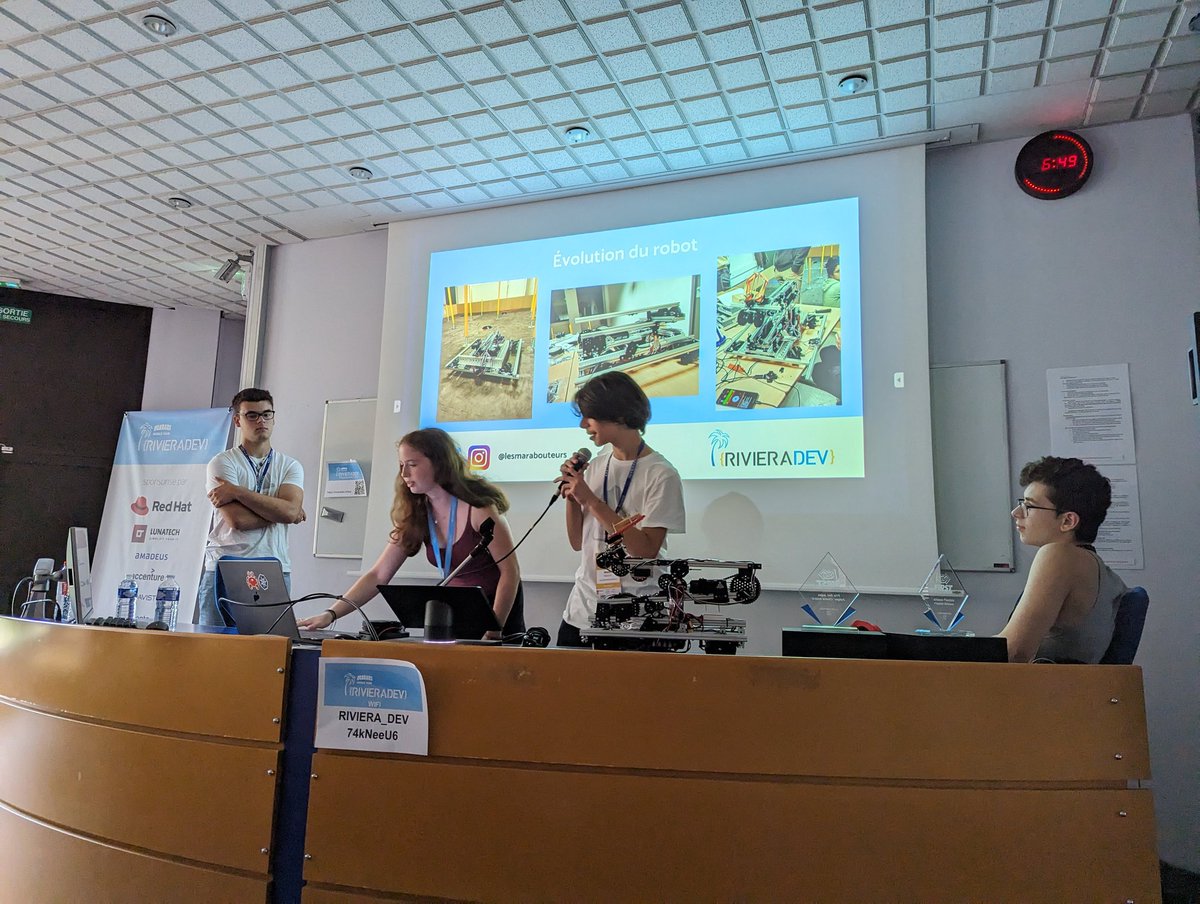 Retour d expérience de <a href="/lesmarabouteurs/">Les Marabouteurs</a> au #RivieraDEV #RivieraDEV2023 
Bravo !