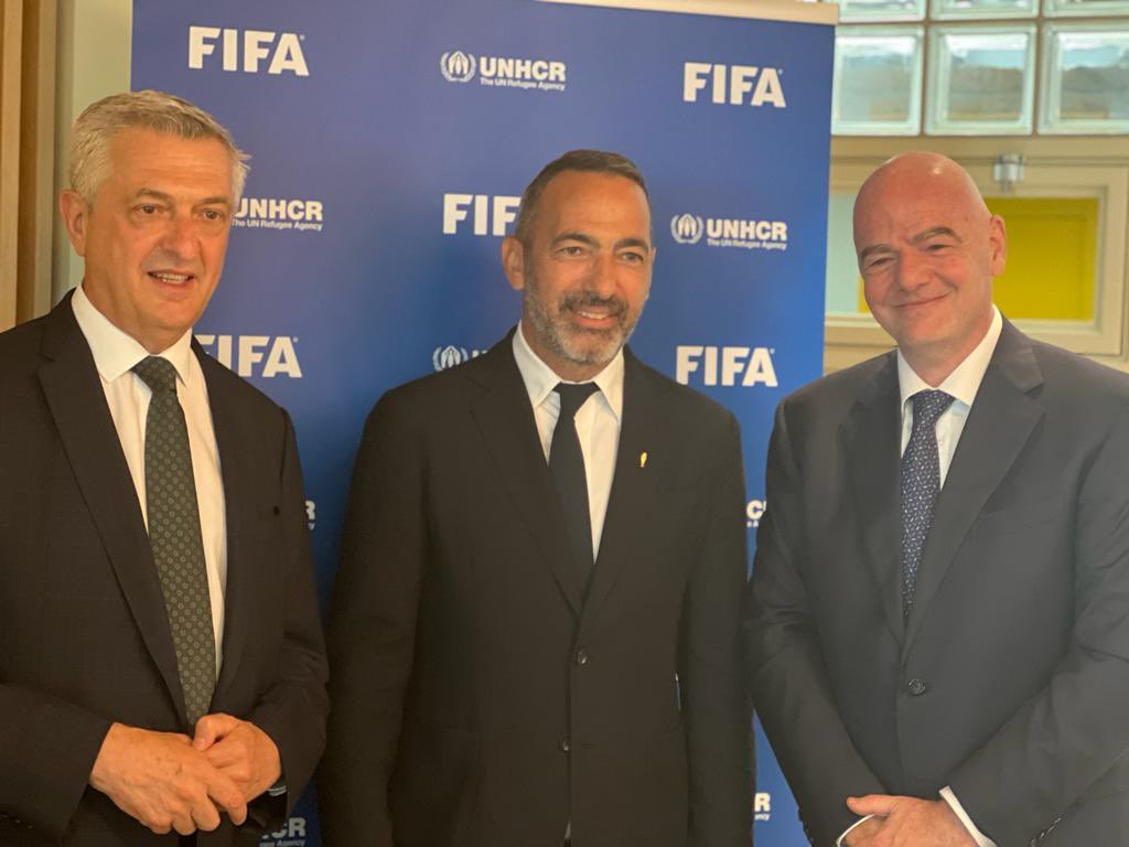 Everybody loves football — for refugees it can be a way to be included in host communities, heal the wounds of trauma and play with friends. Happy that UNHCR and <a href="/FIFAcom/">FIFA</a> signed a partnership agreement. Big thanks to President Gianni Infantino and FIFA ⚽️ adviser <a href="/youridjorkaeff/">Youri Djorkaeff</a>!