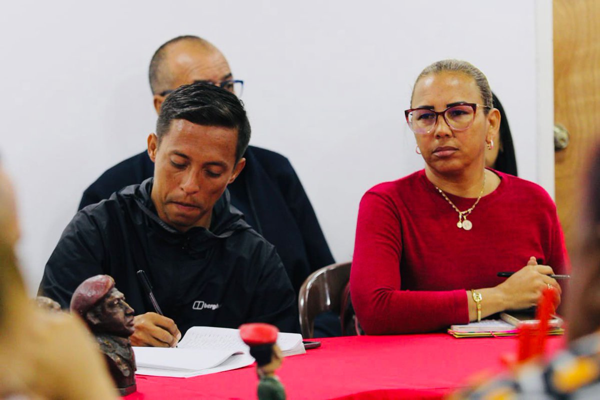 PSUV tweet media