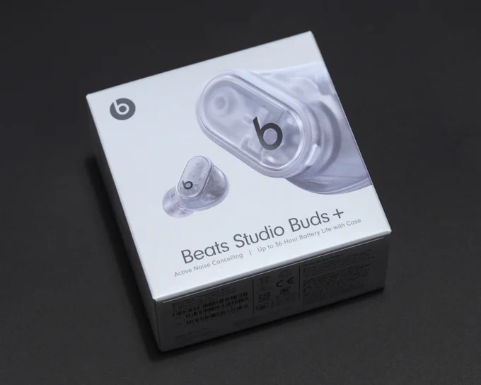 Beats Studio Buds +きた! 音楽聴いてないけどすでに良すぎる...