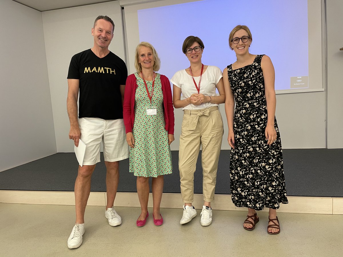 Congrats to <a href="/ChiaraLevraLe/">Chiara Levra</a> on her best poster award at “Systems approaches in cancer” #EMBOcancersystems23. Thanks to the organizers Ursula Klingmüller, Maria Polychronidou, <a href="/stagljar/">Igor Stagljar</a> and to our collaborators, Tzachi Hagai <a href="/TelAvivUni/">Tel Aviv University</a>,  @OlivieroLab <a href="/unito/">Università di Torino</a> and Ken <a href="/maiysha2000/">Ken Natsuga</a>