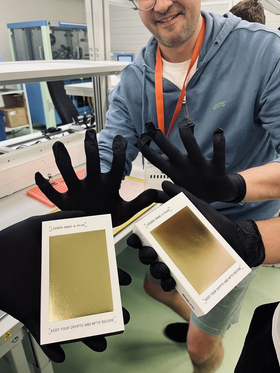 <a href="/THORSwap/">THORSwap ⚡ #BetterThanCEX</a> <a href="/THORChain/">THORChain</a> Every time our developer partners visit Ledger Plex, they get to experience what it’s like to put together their own Ledgers. 

In today’s case, Ledger for Developers limited edition Ledger Nano S Plus. 😎