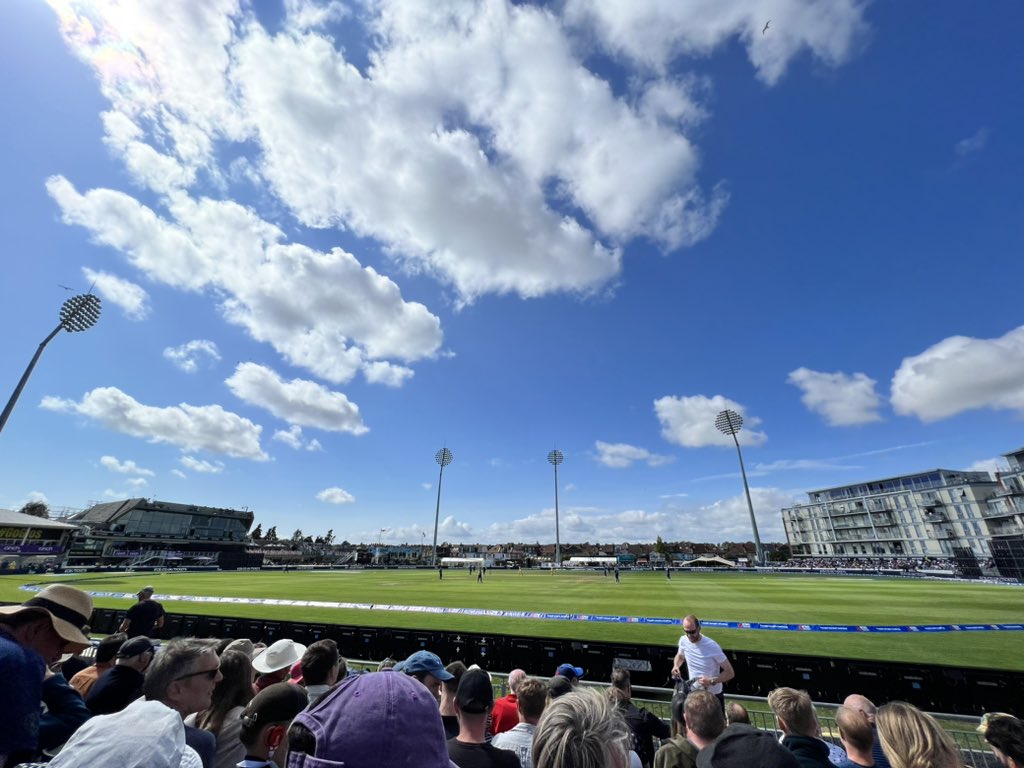 A lovely afternoon to watch the Women’s #Ashes #EngAus