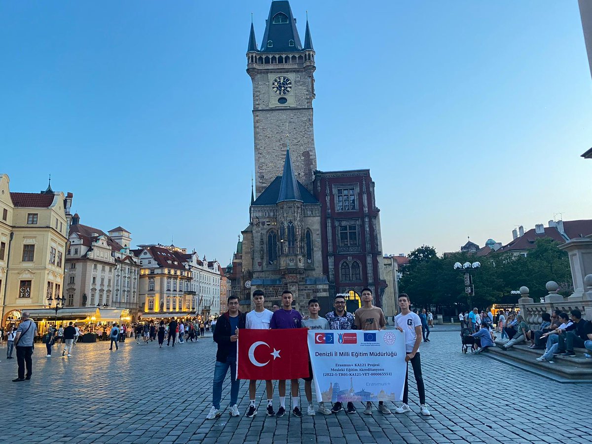 kızılcabölük hap (@kizilcabolukhap) on Twitter photo Mesleki Eğitim Alanında Erasmus Akreditasyonu (KA121-VET) projesi kapsamında 28 Mayıs, 6 Temmuz 2023 tarihleri arasında yapılacak olan kısa dönem staj faaliyeti için Çekya/Prag’daydık.
<a href="/ulusalajans/">Türkiye Ulusal Ajansı 🇹🇷 Turkish NA</a>
<a href="/EU_Social/">EU Social 🇪🇺</a>
<a href="/tcmeb/">Millî Eğitim Bakanlığı</a>
@MeslegimHayatim
<a href="/EU_Commission/">European Commission</a>
<a href="/denizlimem/">Denizli İl Millî Eğitim Müdürlüğü</a>
<a href="/ArgeDenizli/">Denizli ARGE</a> Mesleki Eğitim Alanında Erasmus Akreditasyonu (KA121-VET) projesi kapsamında 28 Mayıs, 6 Temmuz 2023 tarihleri arasında yapılacak olan kısa dönem staj faaliyeti için Çekya/Prag’daydık.
<a href="/ulusalajans/">Türkiye Ulusal Ajansı 🇹🇷 Turkish NA</a>
<a href="/EU_Social/">EU Social 🇪🇺</a>
<a href="/tcmeb/">Millî Eğitim Bakanlığı</a>
@MeslegimHayatim
<a href="/EU_Commission/">European Commission</a>
<a href="/denizlimem/">Denizli İl Millî Eğitim Müdürlüğü</a>
<a href="/ArgeDenizli/">Denizli ARGE</a>