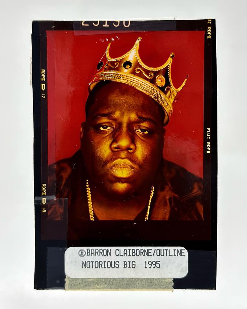 BCAFRICANUS's tweet photo. GM 👑 count down to Auction for ‘There Can Only Be One’ starting at 2pm est today.
Before digital you had to wait 24 hrs to see the results. This was the first frame I saw and I knew this was the money shot! I have kept this cut out from the contact sheet for 26 years!
Salute to 50 years of Hip Hop.