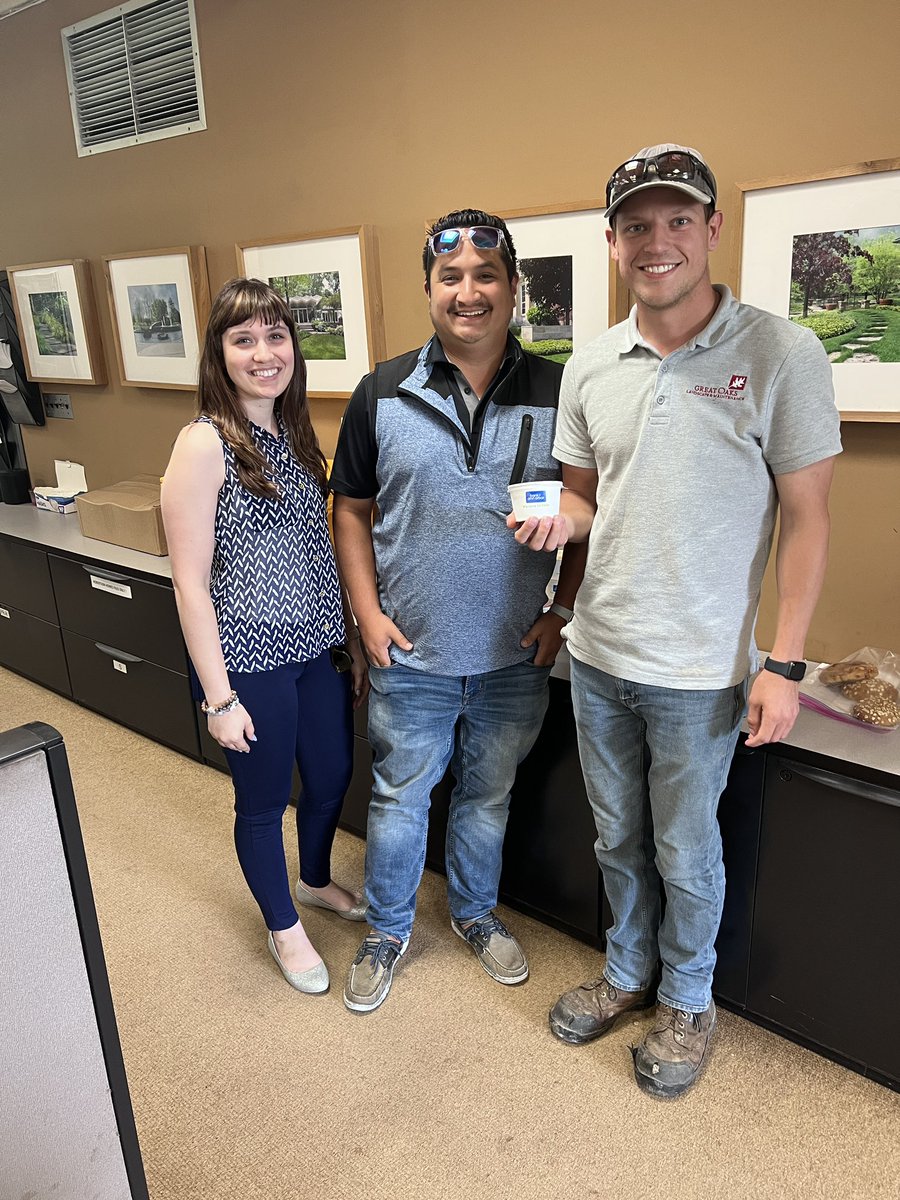 Rico10x's tweet photo. We can’t host a pool party on a hot summer day, but we can show you our appreciation by dropping off some ice cream! https://t.co/4wLXmvMKi3