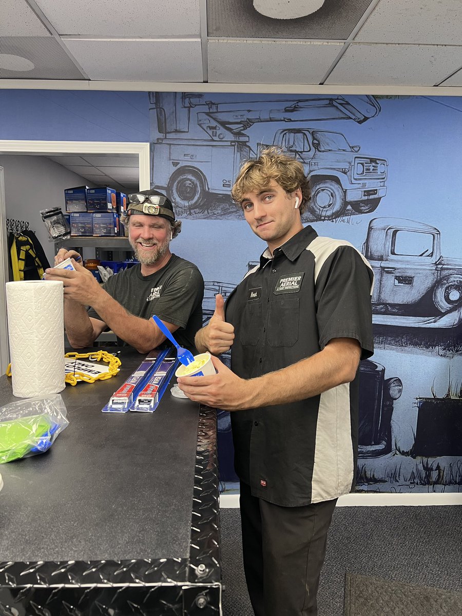 Rico10x's tweet photo. We can’t host a pool party on a hot summer day, but we can show you our appreciation by dropping off some ice cream! https://t.co/4wLXmvMKi3