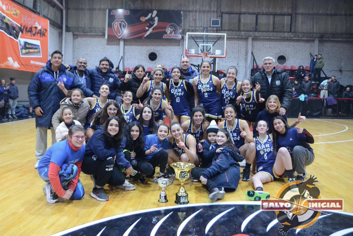 Gabiherrera1's tweet photo. Apertura 2023 🏆 https://t.co/4MukcPMsoo