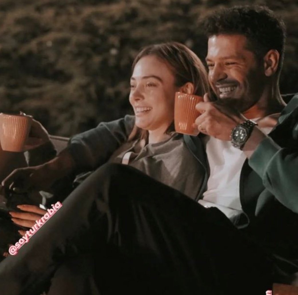 drittalucetw's tweet photo. Bebeklerim 🐣
#VedaMektubu #RabiaSoytürk #EmreKıvılcım #AsMeh https://t.co/bSaqjKwAmJ