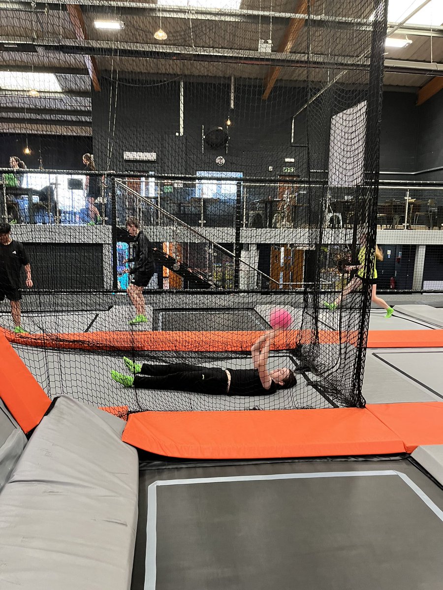 When you’re really tired but just can’t stop playing🤣😂