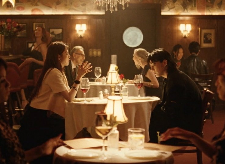 vampirejeonjk's tweet photo. IS JUNGKOOK GETTING DUMPED BY HAN SO HEE OR HAN SO HEE GETTING DUMPED BY JUNGKOOK???????? 😭😭😭😭😭😭😭😭 https://t.co/2OJjUQcdHG