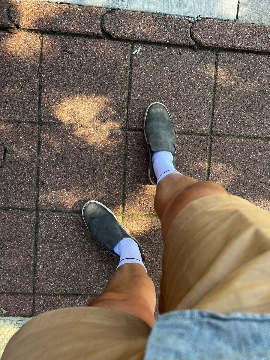 Got dressed this morning and chose <a href="/donetodeath/">Chris Black</a> ‘s side
