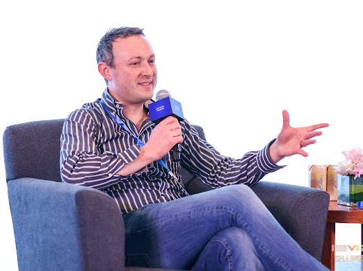 Thrilled about #IEEEVirtualReality 2023! Hosted panel on XR input, explored immersive interactions &amp; expert insights on peripherals &amp; hand-tracking shaping VR/AR future. Honored with "Best Research Demo" award for haptic feedback solutions! 🌟🚀🏆
ieeexplore.ieee.org/document/10108…