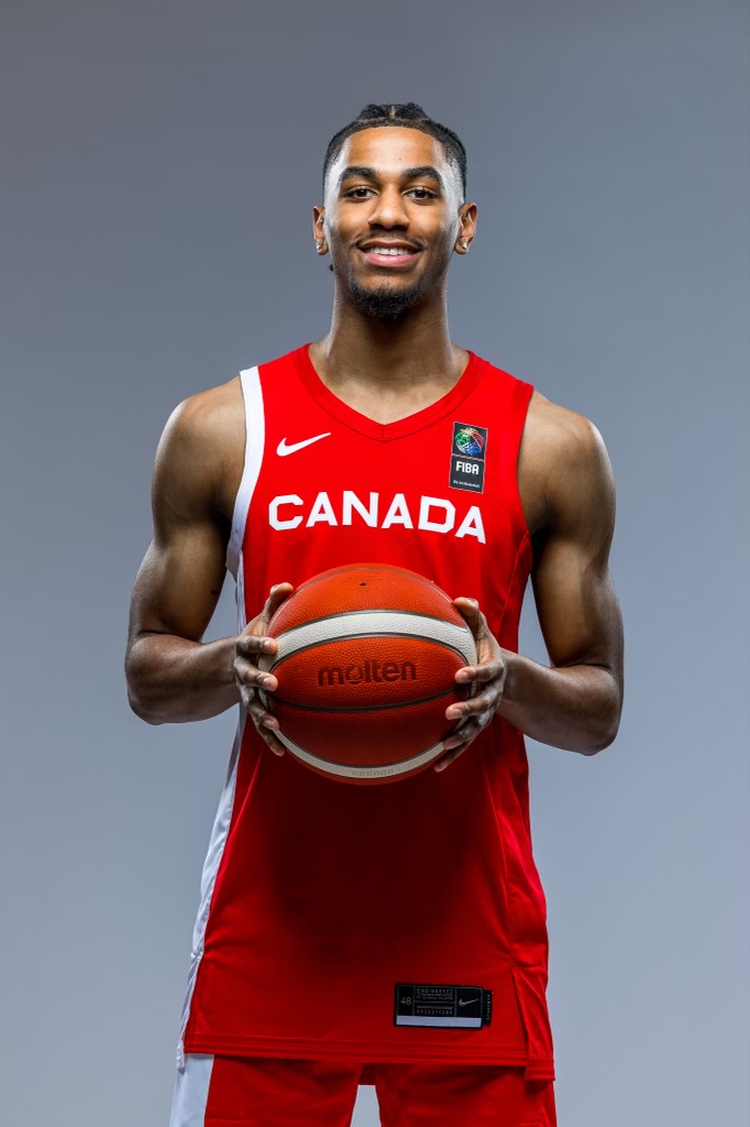 curtis_coward's tweet photo. Oh Canada!
A proud moment @KellenTynes  @quenta_adams @MaineMBB 
This is just the beginning. https://t.co/LUXKhJcUfJ