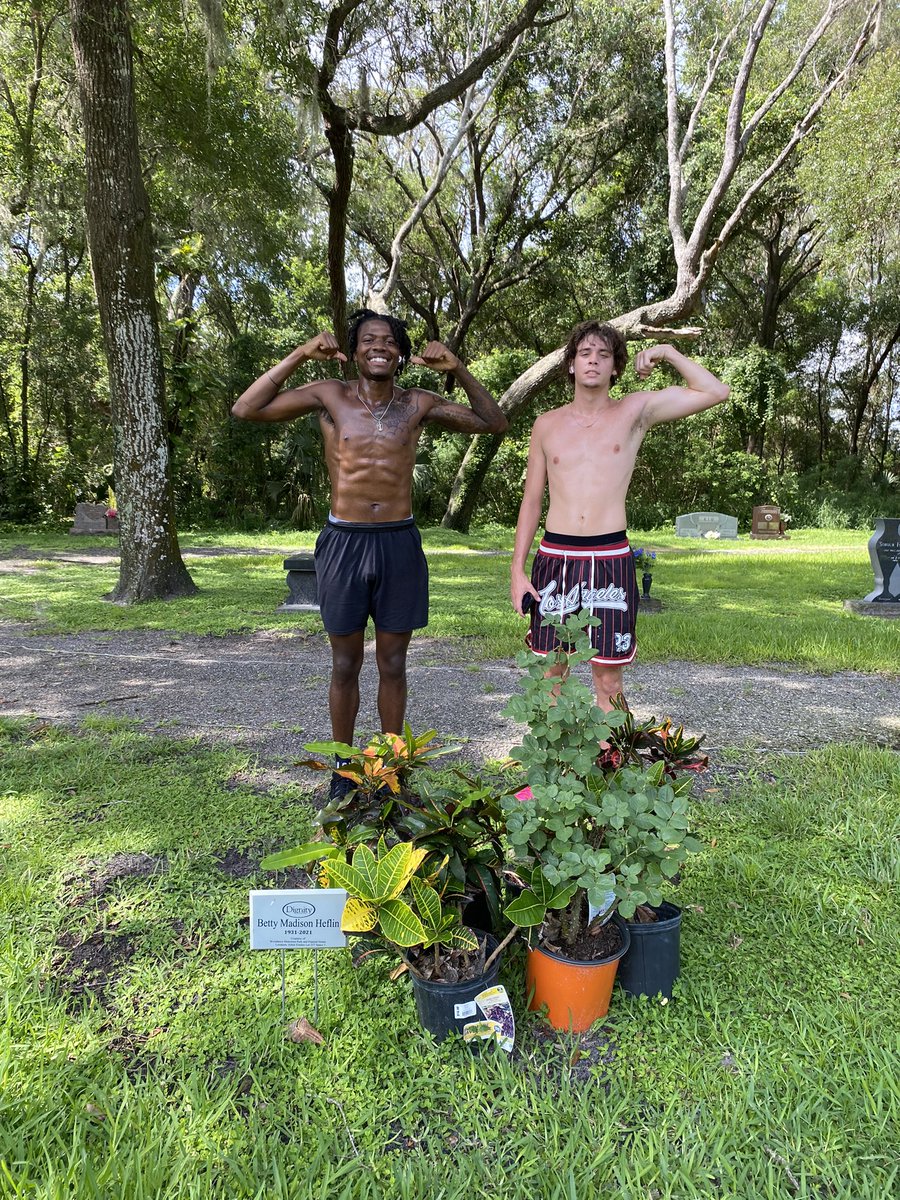 Allovekenson's tweet photo. Brought my younger God brother with me today on my 3 miles run heโs in better shape then I thought lol #wereblessed #GodGotUs https://t.co/C26S8WbW1q