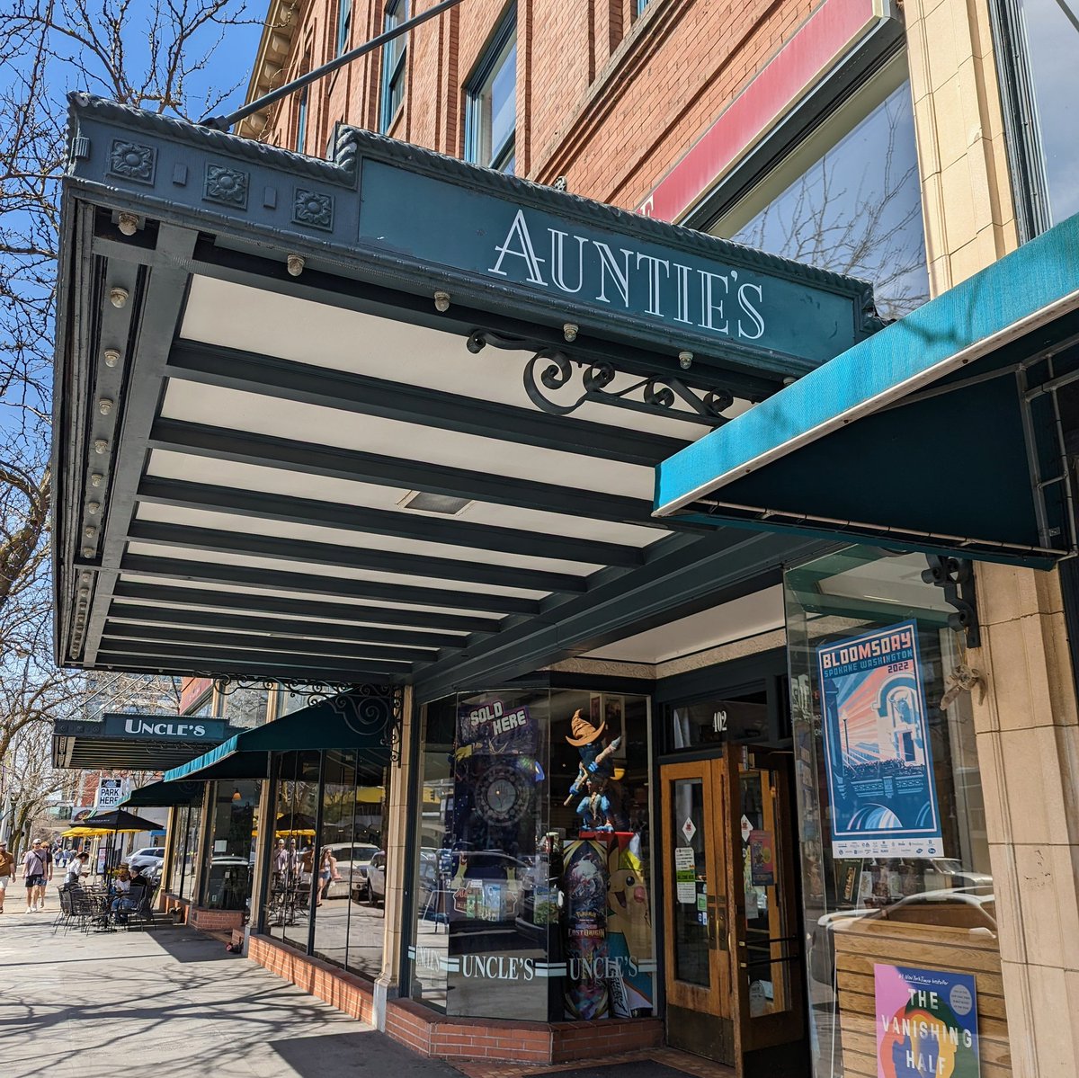 Lora Senf tweet media