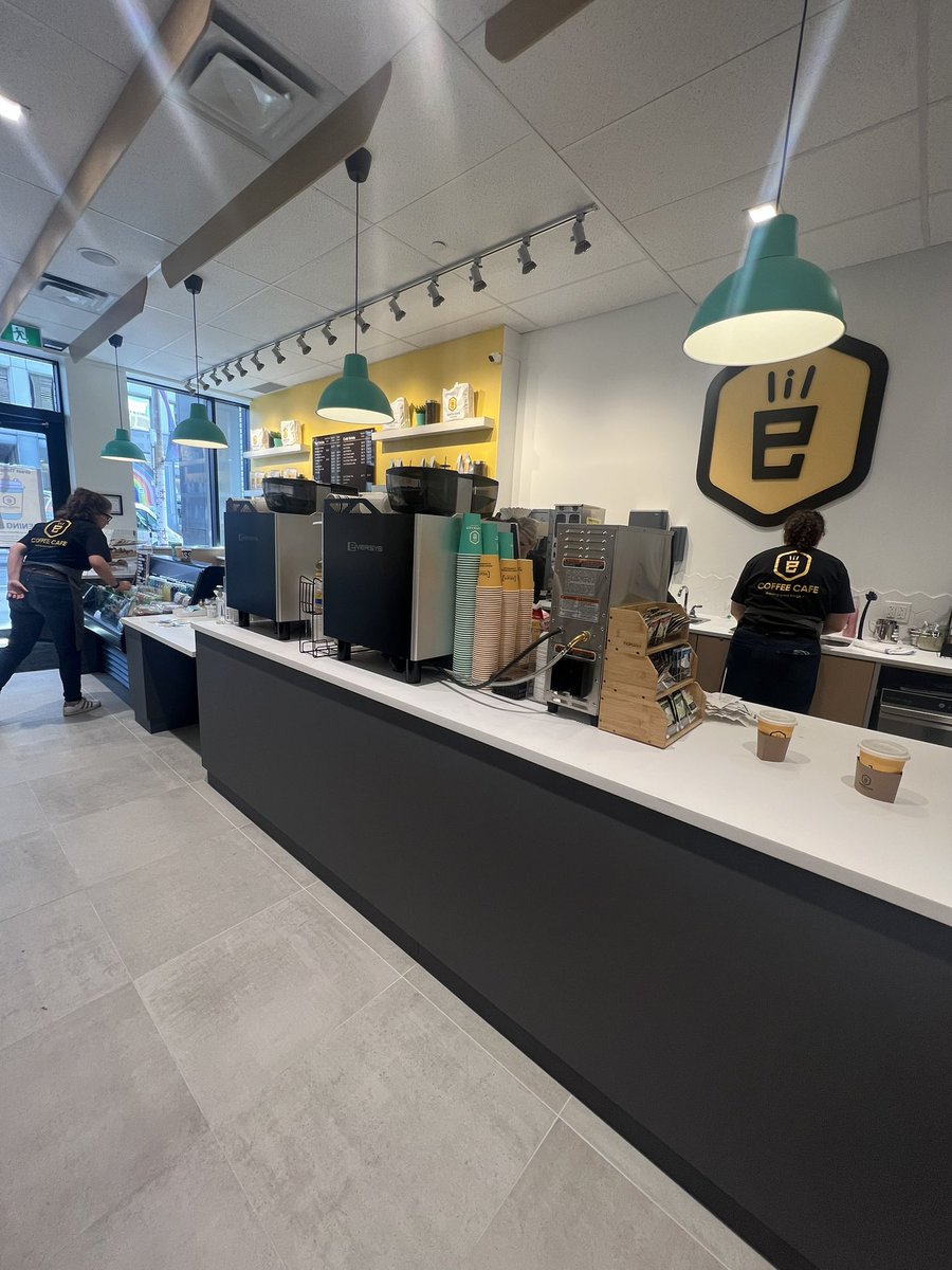 Mr_CZimmerman's tweet photo. Lil E is more than a coffee café. They brew greatness by giving life and employment skills to persons with intellectual and developmental disabilities.

If you live in Toronto, go check out this amazing coffee shop, located at Yonge &amp; St. Clair https://t.co/IcsQnlsnBR