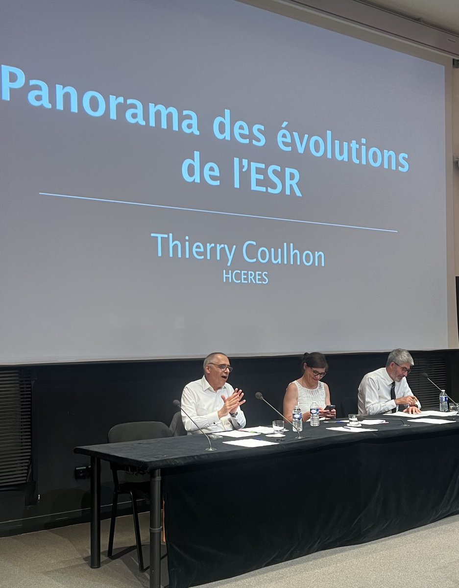 Youcef__KADRI's tweet photo. #GovernU Suite du séminaire de travail de la nouvelle gouvernance avec un panorama des évolutions ESR par @ThierryCoulhon et Gilles Bloch
➡️Recrutement dans les formations, insertion pro, stratégie jeunes chercheurs, évolution ONR, prise d'initiatives ... https://t.co/O5mwxOYgBm