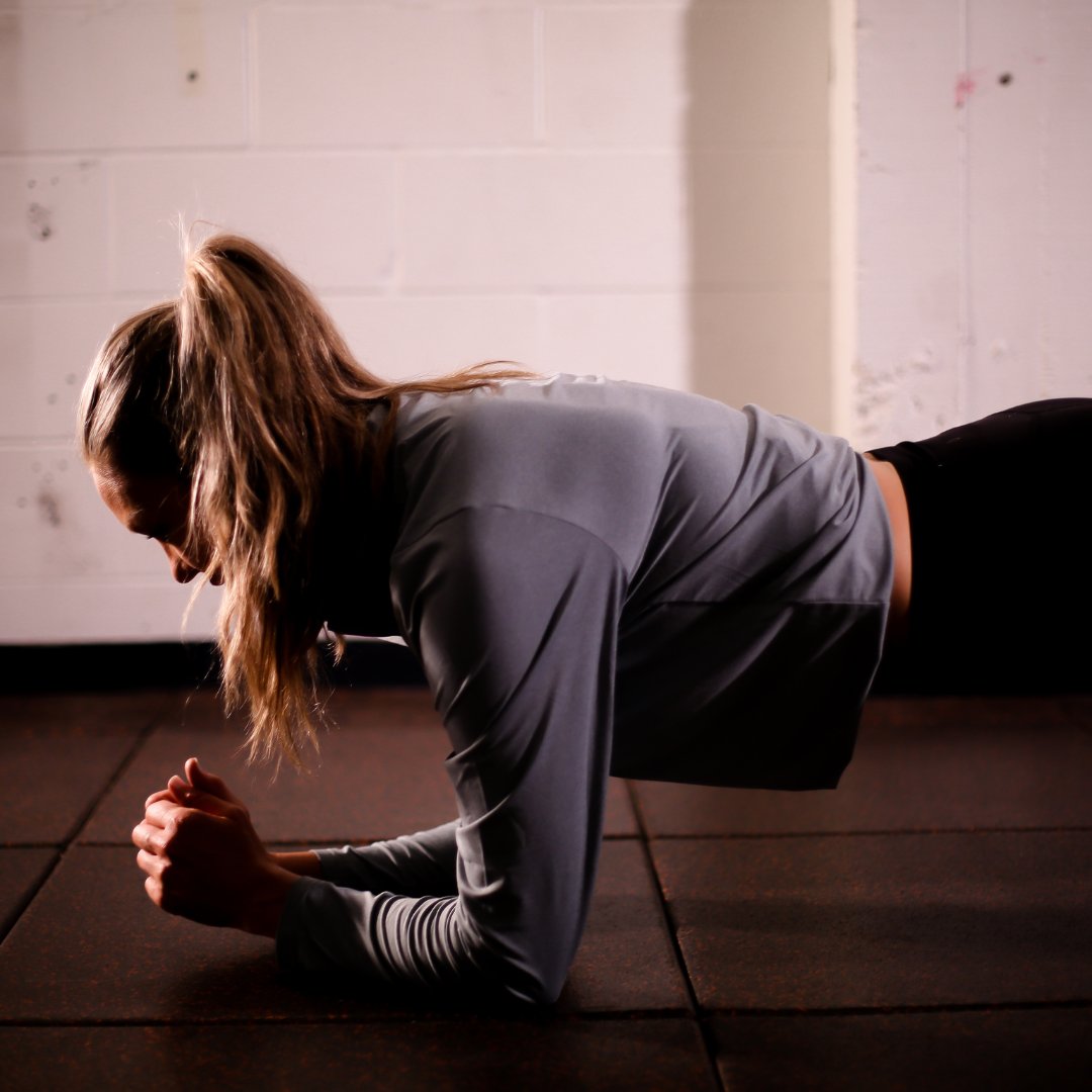 gotreign_'s tweet image. It&apos;s all about strength and stability👏🏼 

What&apos;s your favorite way to TREIGN your core?! 

#core #corestrength #coreexercise #treign #treignhard #gotreign #planks