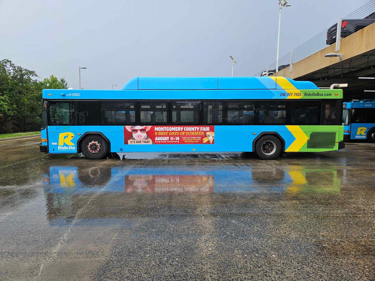 MOCOFAIR's tweet photo. 📣 The MOCO Fair is just around the corner & the signs are everywhere! Spotting those vibrant "9 Best Days of Summer" banners on @RideOnMCT Buses is a sure sign that the excitement is building. Aug 11 -19, 2023 https://t.co/lWbSmB7hhn #mocofair #9bestdaysofsummer #rideonbus! https://t.co/tBoQe23MDz