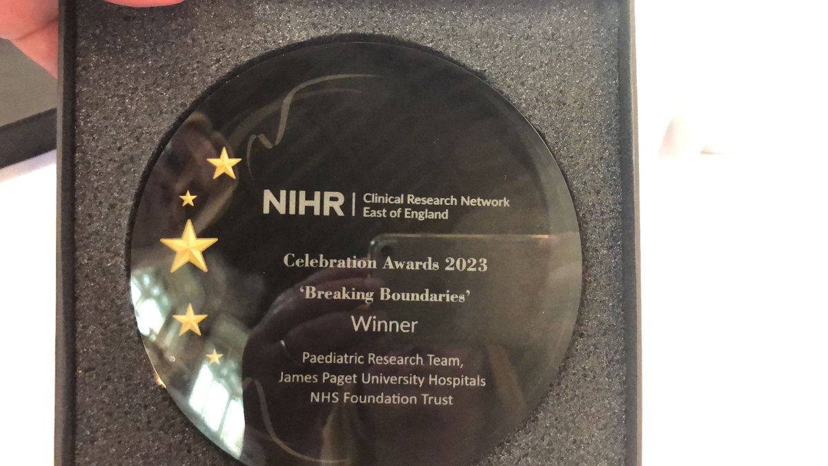 JPUHResearch's tweet photo. So proud of our @JPUHResearch paediatric  research team. Well done!!!! 💖💖💖💖💖👏👏👏👏👏👏👏👏👏
@sarahdaniels6 @lyns770 @researchkarenr @donnagr5526 @NIHRCRNeoe https://t.co/4CF7VyFmme