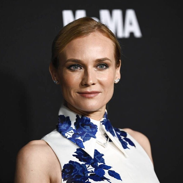 cineseriecom's tweet photo. On souhaite un bon anniversaire à Diane Kruger 😍
L'actrice qui joue dans #InglouriousBasterds et #InTheFade fête ses 47 ans aujourd'hui ! Quel est son meilleur rôle selon vous ? https://t.co/WADdr4c9RF