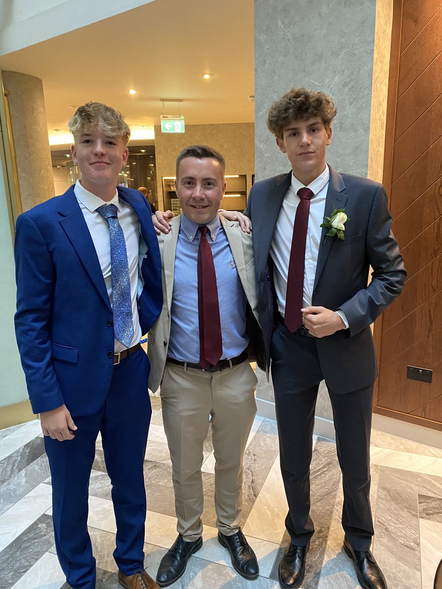 LHScardiff's tweet photo. We hope our Year 11 pupils all had an unforgettable prom evening filled with laughter, dancing, and great memories 🙌

We are proud of all that you have achieved and can't wait to see the amazing things you will do next! https://t.co/OsLOigbGIx
