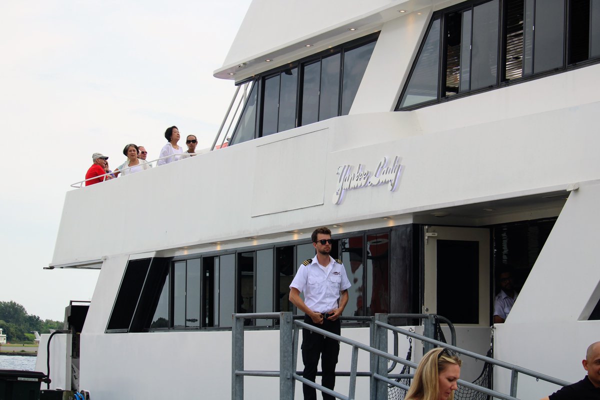 SchlegelVillage's tweet image. Shoutout to our Boat for Hope Title Sponsor, Medisystem Pharmacy, our galley sponsor, Accela, our gangplank sponsor, EGE, and our lifesaver sponsor, Lifelabs.  Thank you for your continued support ⚓

schlegelvillages.com/givingback
#iGiveBack