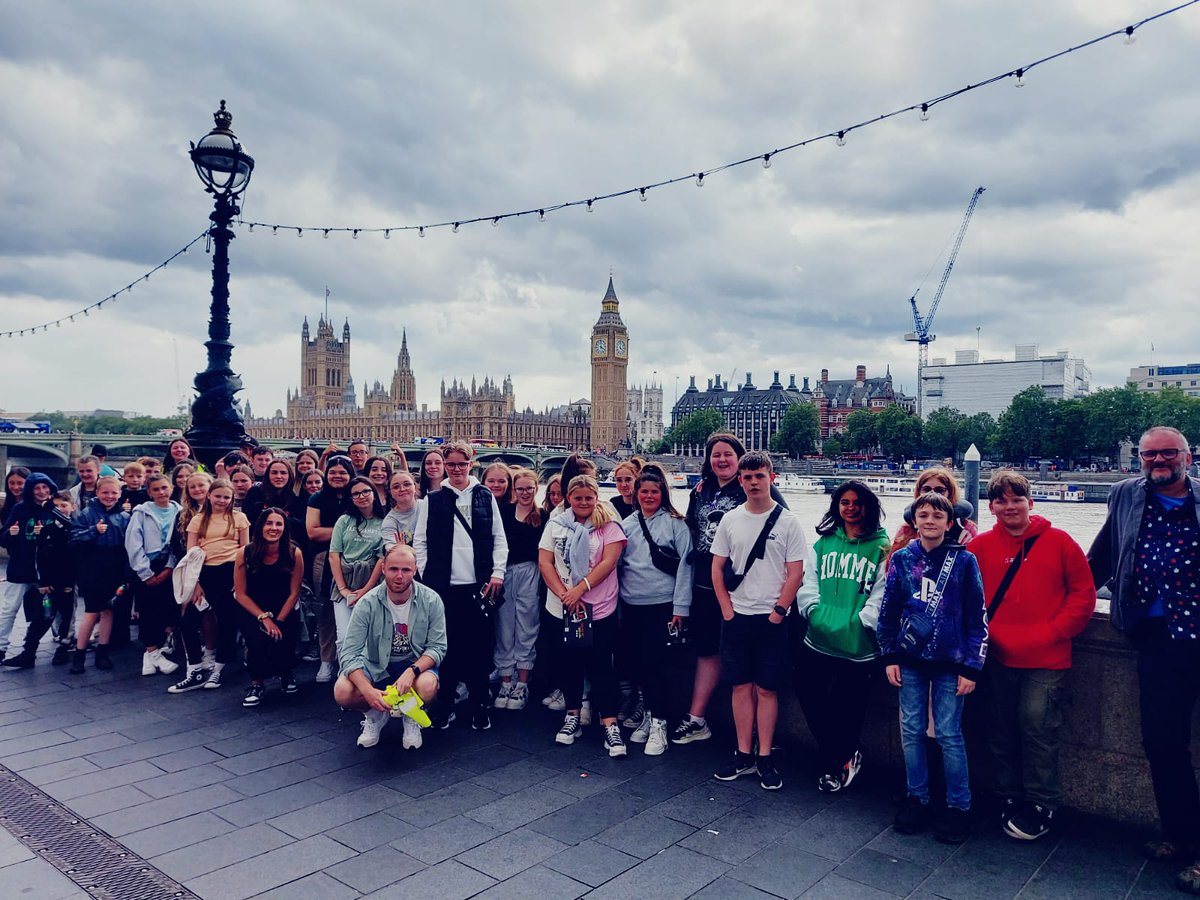 We survived the London dungeons 💉🔪🗡🩸🪦💈🇬🇧 #London2023 <a href="/cefnhengoed/">Cefn Hengoed Community School</a>