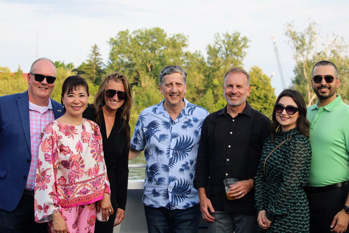 SchlegelVillage's tweet image. Shoutout to our Boat for Hope Title Sponsor, Medisystem Pharmacy, our galley sponsor, Accela, our gangplank sponsor, EGE, and our lifesaver sponsor, Lifelabs.  Thank you for your continued support ⚓

schlegelvillages.com/givingback
#iGiveBack