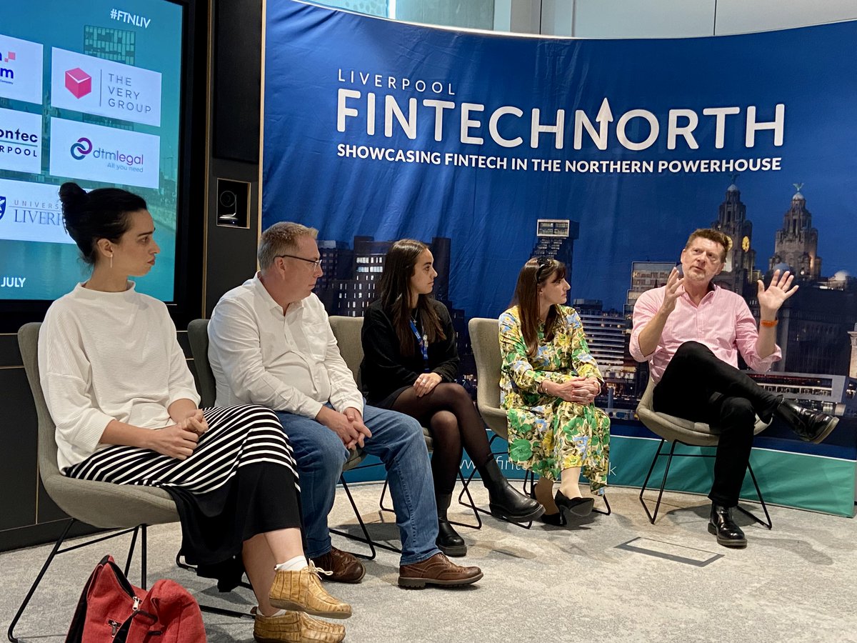 A report highlighting significant #FinTech capability in LCR was launched at a @fintechnorth event today, hosted in partnership with ourselves & @KQLiverpool. @colindsinclair also spoke about the wider #innovation ecosystem and cross sector collaboration. sciontec.co.uk/new-report-hig…