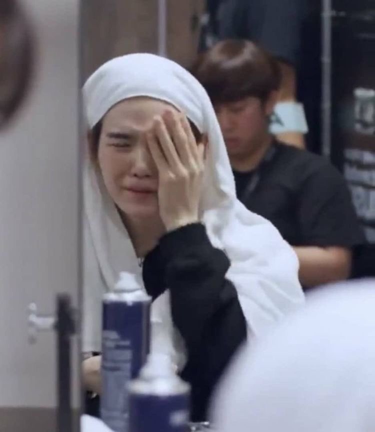 E biz aglayalim o zaman