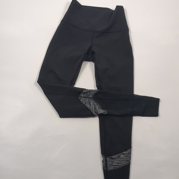 jsalexa23's tweet photo. So good I had to share! Check out all the items I'm loving on @Poshmarkapp #poshmark #fashion #style #shopmycloset #citizensofhumanity #lululemonathletica #patricianash: https://t.co/W2Mk8ZdC2D https://t.co/aMh6InhdVS
