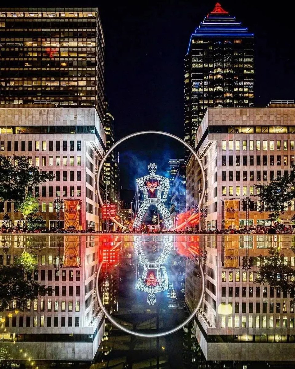 5) Join the circus! 🎪

Until July 16th, international circus artists are in Montréal for <a href="/mtlccirque/">MCOMPLÈTEMENTCiRQUE</a>. Don’t miss the iconic 50-foot GIANT (at <a href="/Placevillemarie/">Place Ville Marie</a>) or many of the other free outdoor shows.

Details ┈➤ mtl.org/en/what-to-do/…

📷 <a href="/JoshuaMellin/">Joshua Mellin</a> #montreal #circus