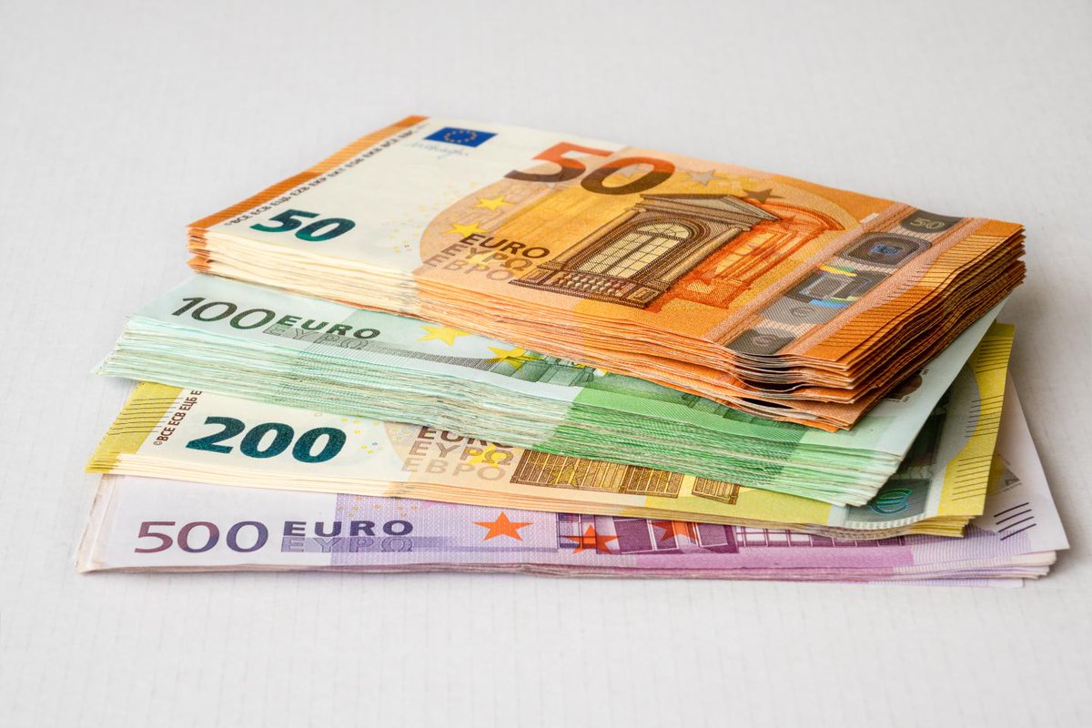 LHaendel's tweet photo. https://t.co/xWSHHKU7nJ  -  Erweitern Sie Ihr finanzielles Wissen und erreichen Sie Ihre finanzielle Freiheit mit Heimatgeber Academy. Unsere Online Academy hilft Ihnen dabei, Ihr Geld- und Vermögens-Portfolio erfolgreich aufzubauen. https://t.co/zum9RAvd0m