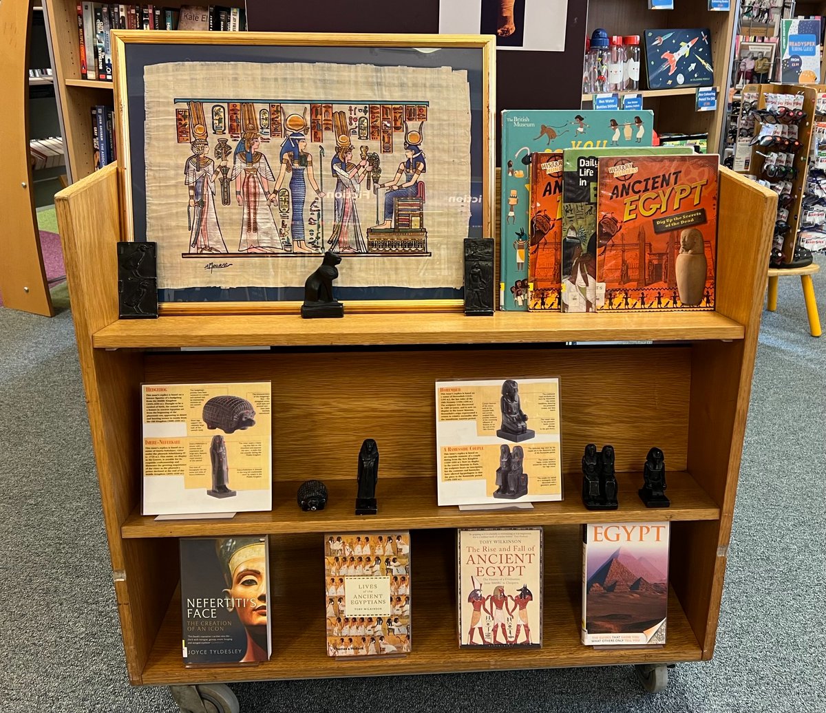 Haslemere Library tweet media