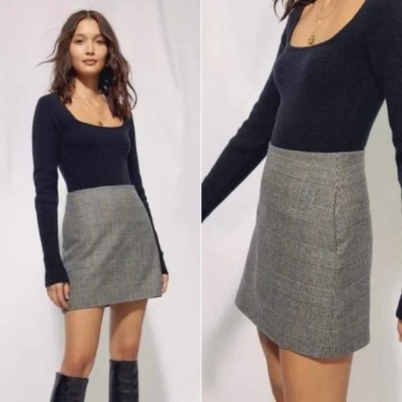 scrumble49's tweet photo. So good I had to share! Check out all the items I'm loving on @Poshmarkapp #poshmark #fashion #style #shopmycloset #karllagerfeld #aritzia #lovekuza: https://t.co/KzccmkD8Eh https://t.co/WASPmgPd1w