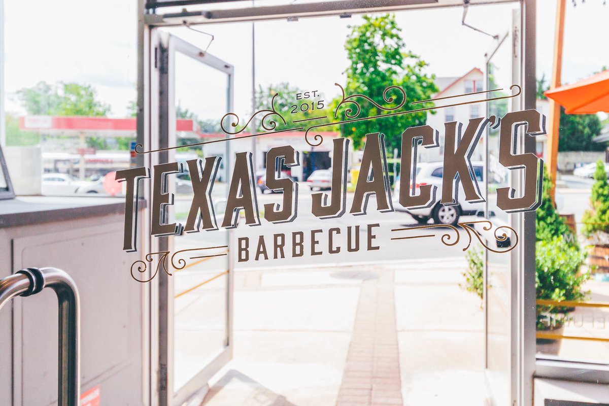 txjacksbarbecue's tweet photo. You know when you walk through these doors, it’s about to be a 🔥 lunch.

Join us weekdays 11am-3pm to take advantage of our lunch combo specials! Your choice of 1 or 2 meats with your 2 favorite sides 🍽️ https://t.co/l34LCpPQdq