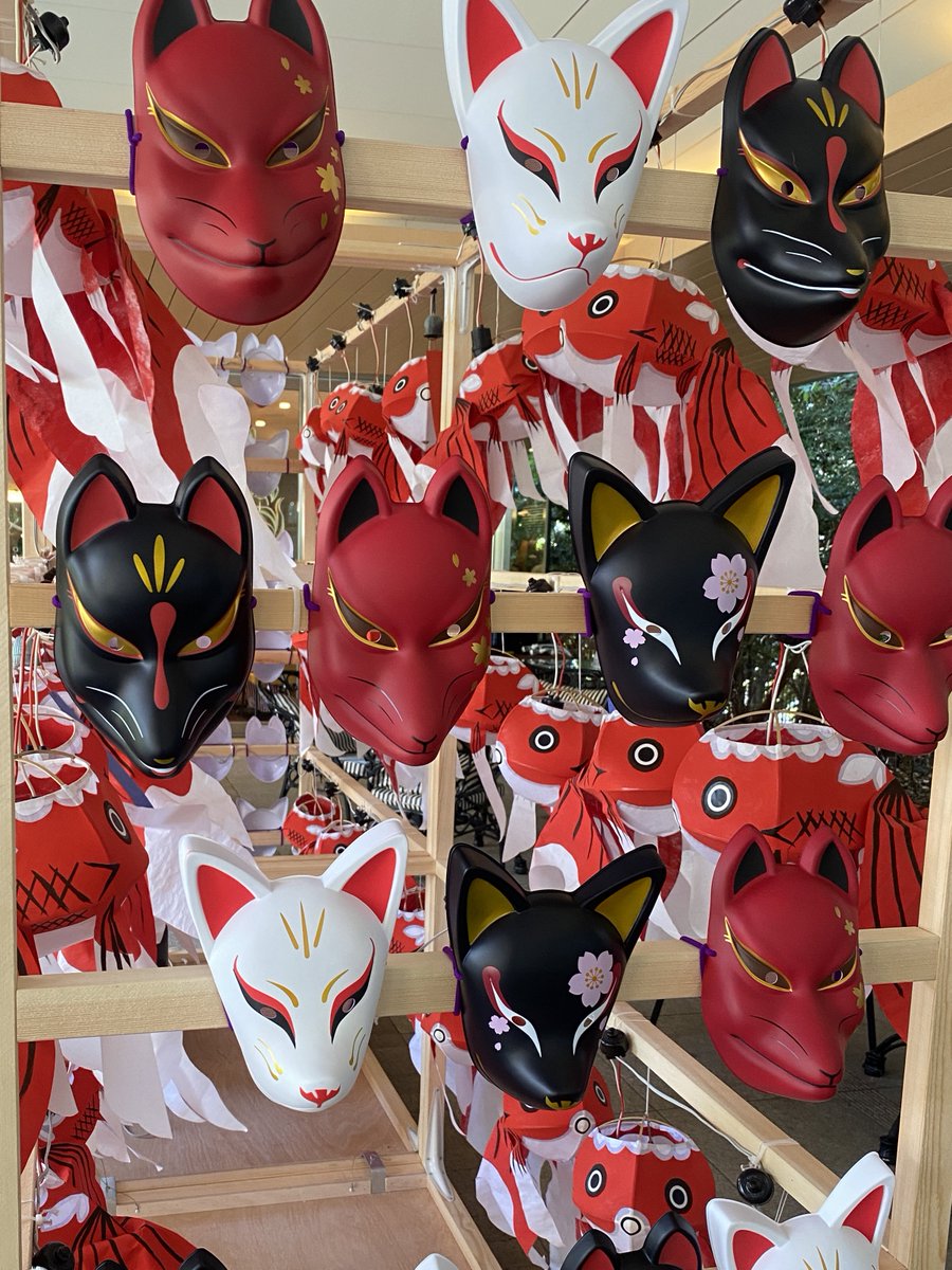 96kr40's tweet photo. 楽しい仕事であった…会場素敵すぎて無駄にウロウロしたら足パンパンだよぉ https://t.co/Yg6LMJJSNl